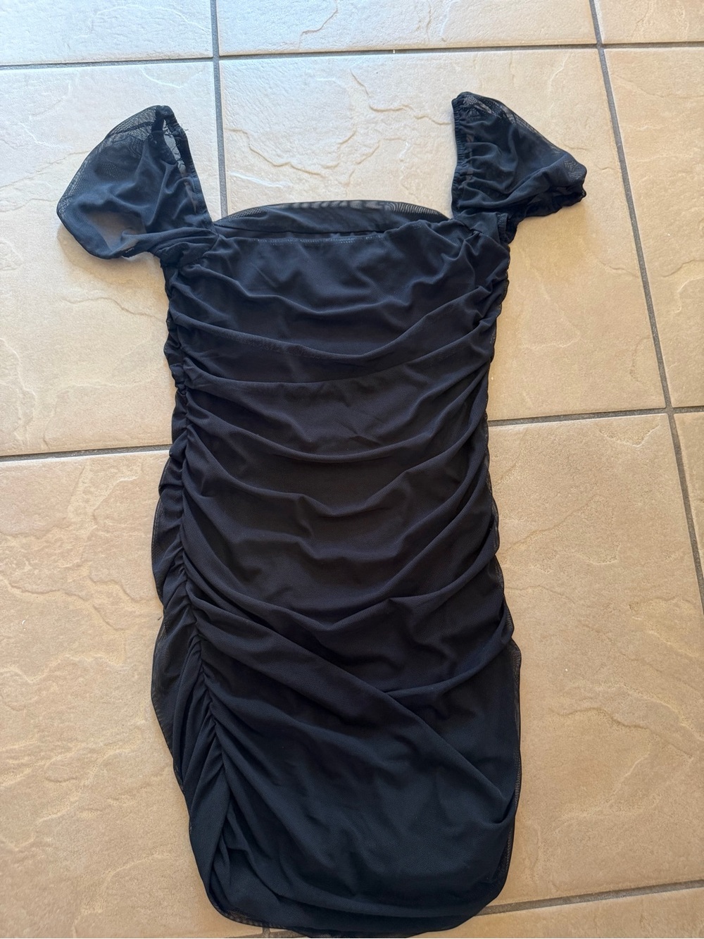 Princess Polly Size 6 Black Ruched Off-Shoulder Women’s Dress